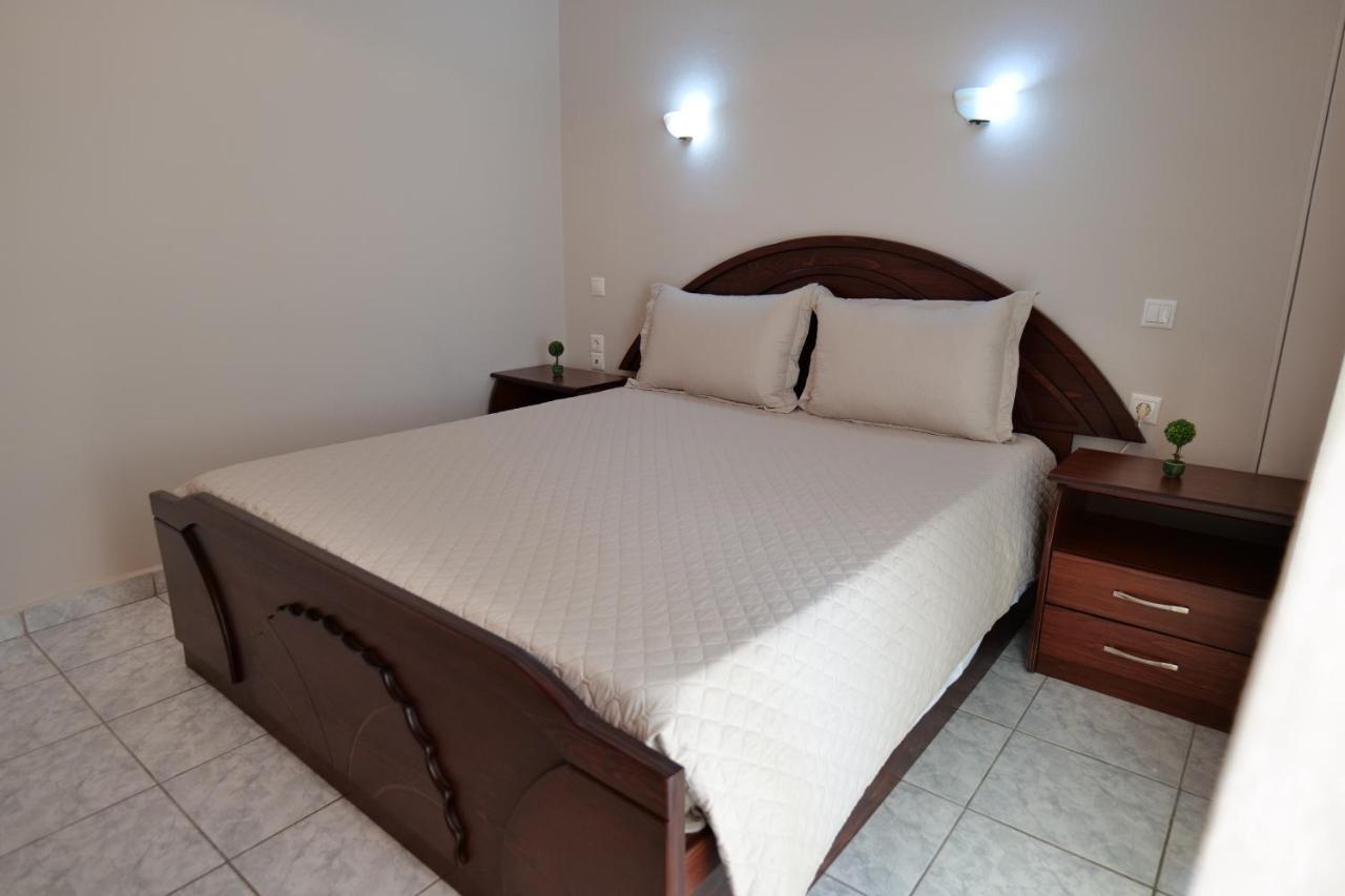 Kosta Apartments Sarande Exterior photo